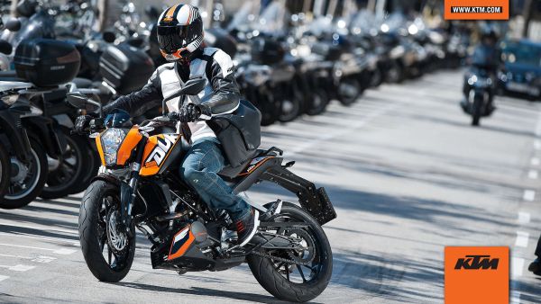 Ktm Duke 200 ΑΒS (2013 - present): Is it always an advantage for a bike to  feature ABS? | moto-choice.com